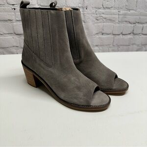 Sixtyseven Gray Ankle Booties with Peep-Toe size 41 US 8